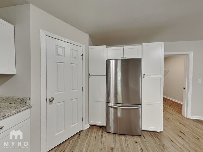Foto del edificio - 3278 Anderson Mountain Rd