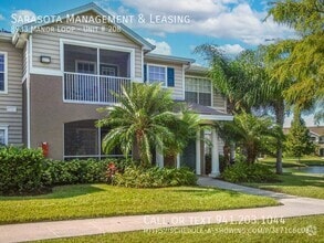 Building Photo - 8933 Manor Loop