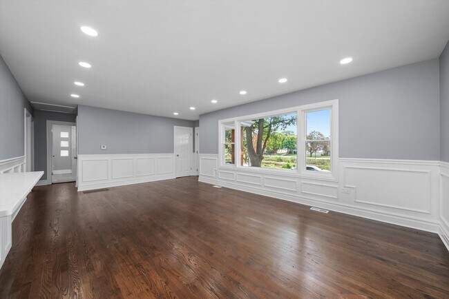 Foto del edificio - 9624 W Shore Dr