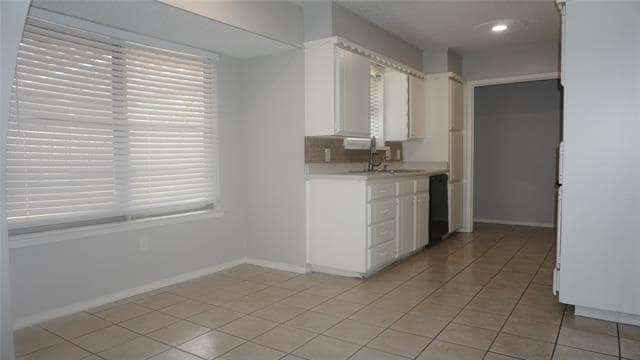 Building Photo - 2308 Warwick Ct