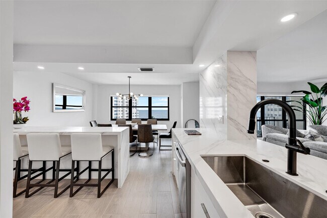 Foto del edificio - 5100 N Ocean Blvd