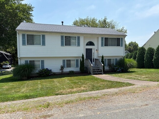 Photo - 10 Allagash Trail House