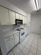 Building Photo - 5601 Porsche Ln