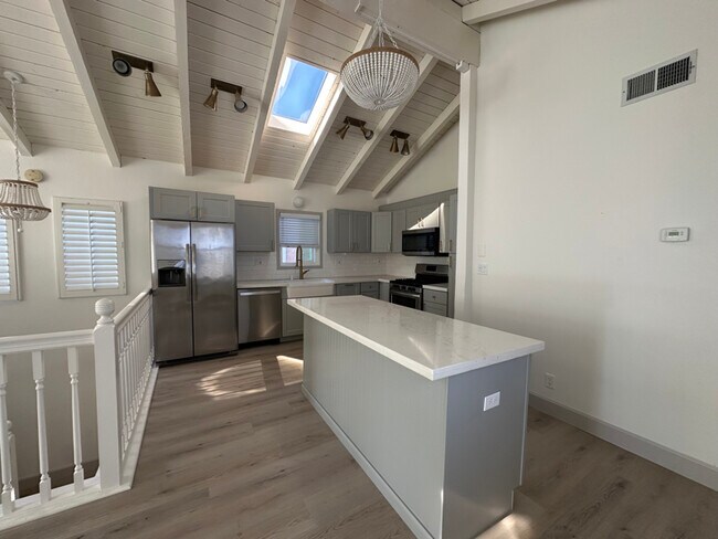 Foto del edificio - 1721 Haynes Ln