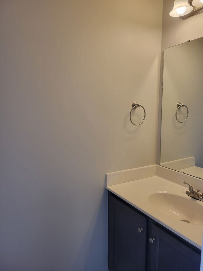 Foto del edificio - 247 Boyington Pl Rd