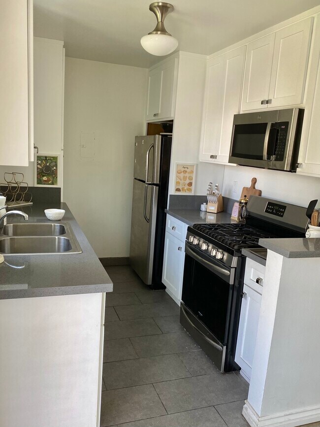 Foto del edificio - 125 S Croft Ave