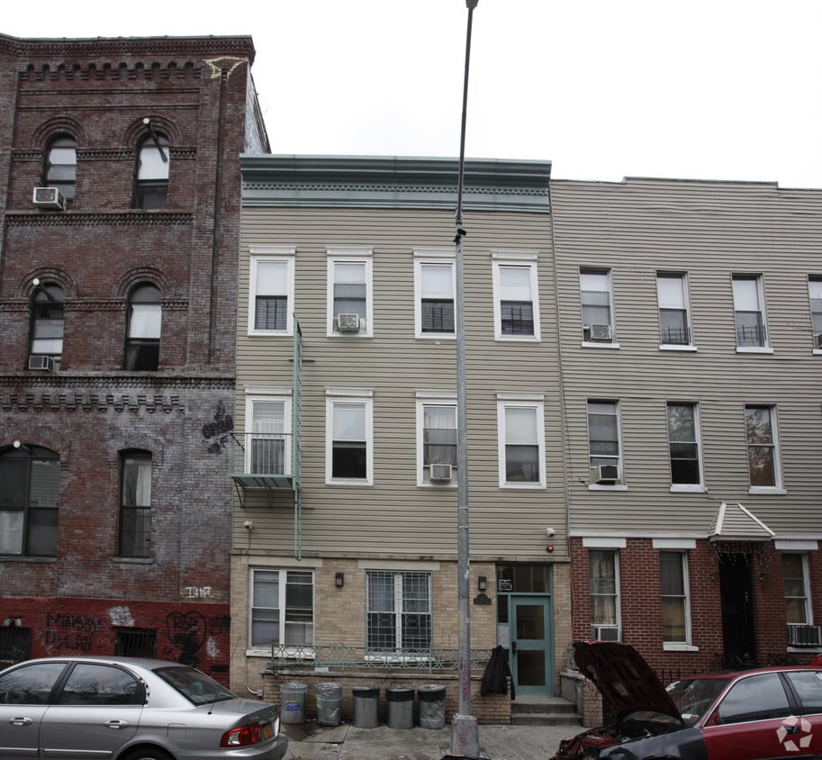 Foto del edificio - 22 Locust Ave