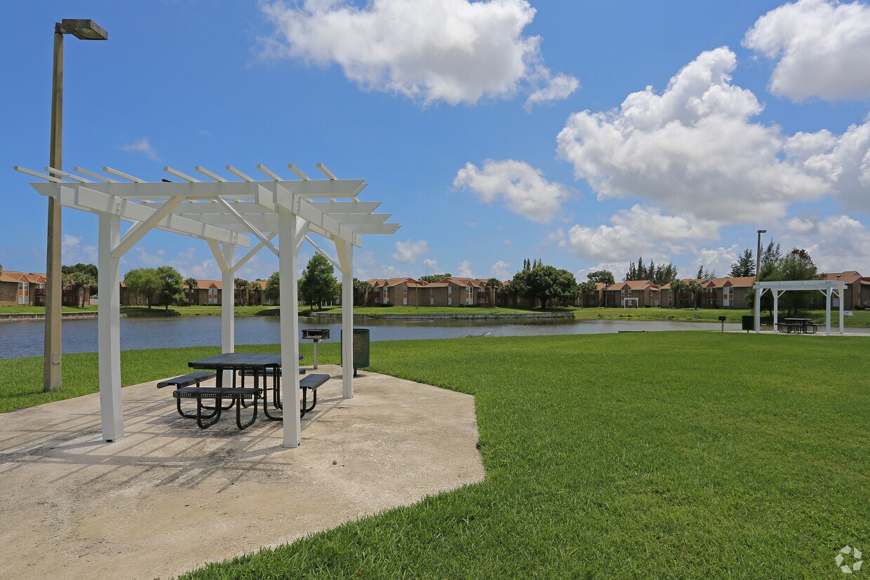 The Abbey At Northlake Apartments in West Palm Beach, FL