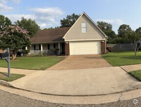 Building Photo - 6835 Andrews Rd