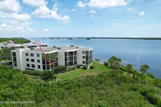 Building Photo - 9612 Riverside Dr