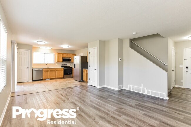 Building Photo - 42 E 850 S