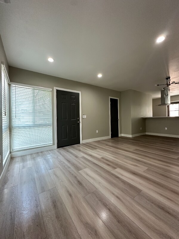 Building Photo - 5518 Via Corona St