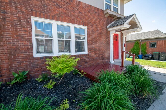 Foto del edificio - 563 S 35th St