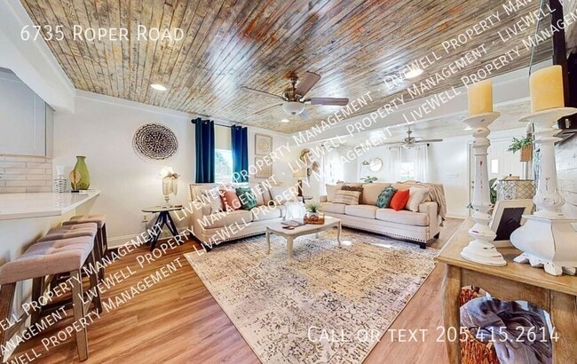 Foto del edificio - 6735 Roper Rd