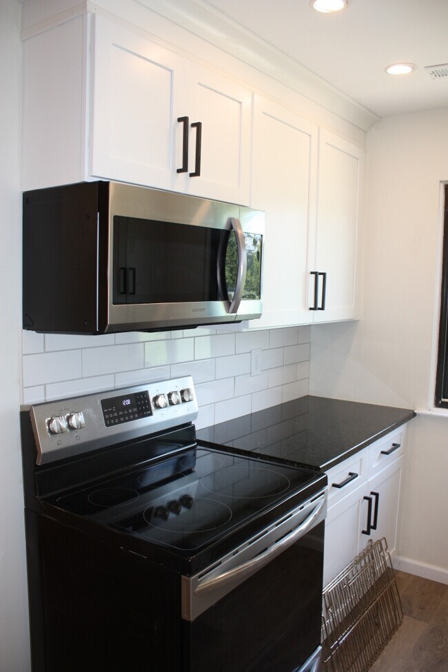 971F Village Round Unit F, Allentown, PA 18106 Condo for Rent in Allentown, PA