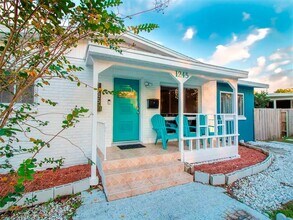 Building Photo - 1245 Catalpa Ln