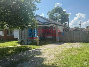 Building Photo - 803 Taylor Ave