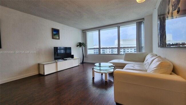 Photo - 1500 Bay Rd Apartment
