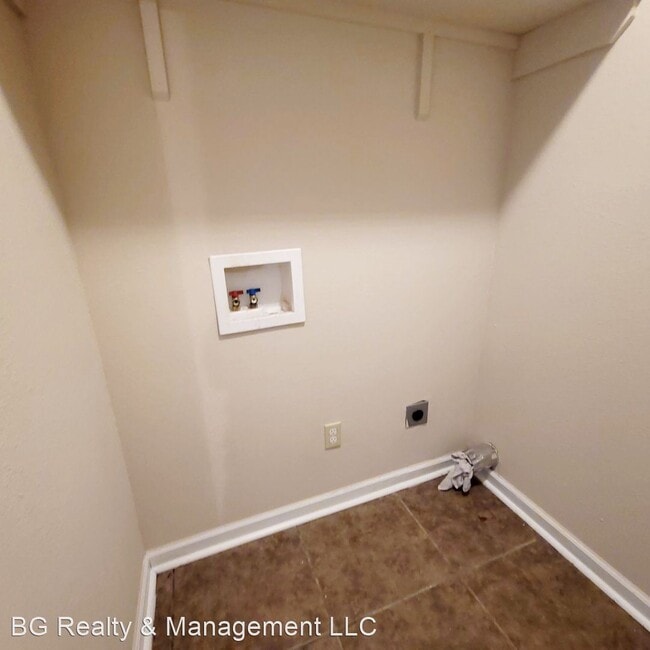 Building Photo - 3 br, 2 bath House - 109 Trinidad Cir
