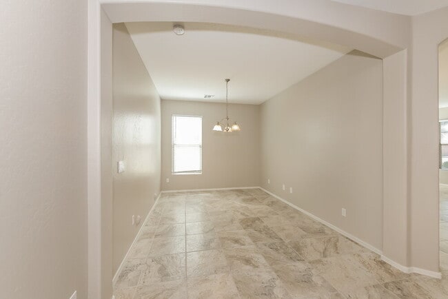 Foto del edificio - 4505 W Pleasant Ln