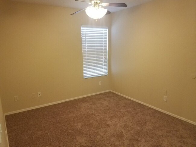 Foto del edificio - 16594 N 162nd Dr