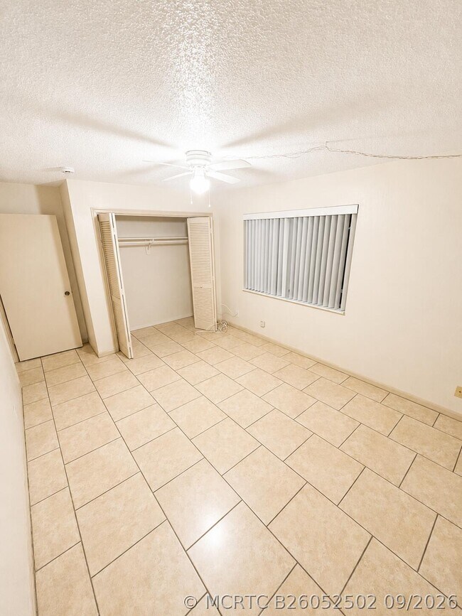 Foto del edificio - 9077 E Highland Pines Dr