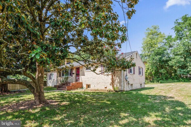 Foto del edificio - 2816 MARY