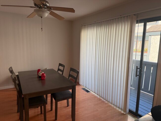 Foto del edificio - 714 Duncanville Ct