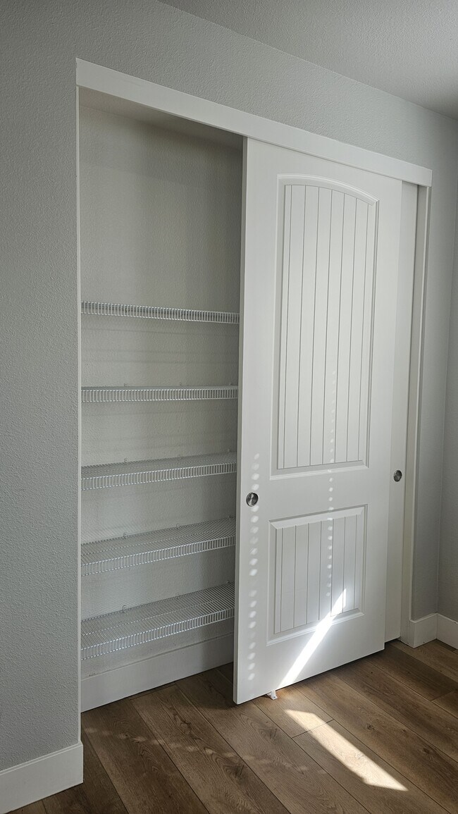 Foto del edificio - 3157 Rogue River Dr