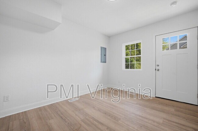 Foto del edificio - 307 N 4th St