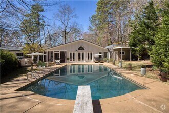 Building Photo - 5259 Vernon Springs Trail NW