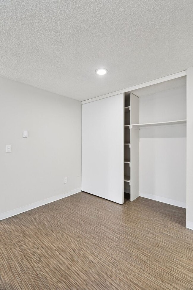 Interior Photo - Welcome Home to James Apartment Lakewood , WA