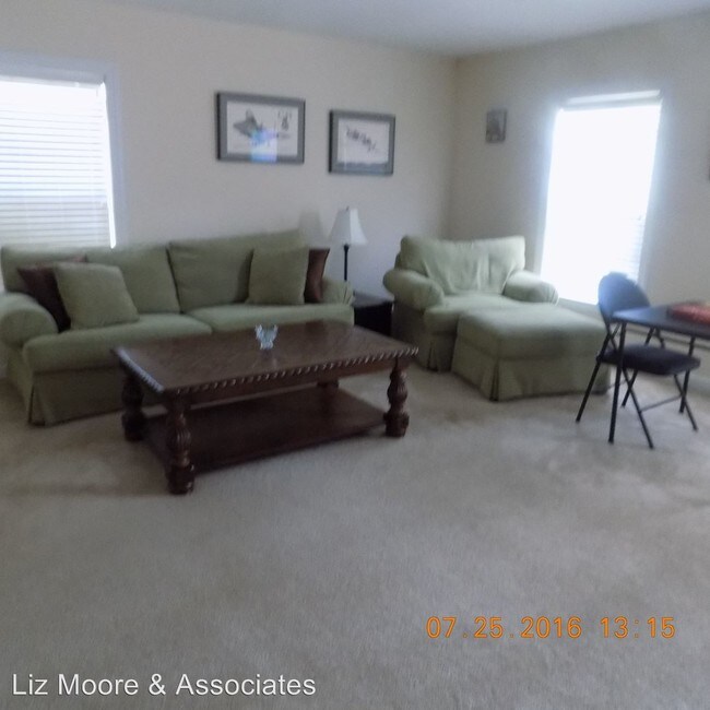 Foto del edificio - 5208 Hillside Way