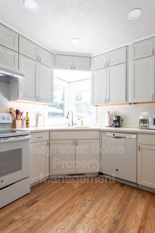 Building Photo - 1714 N 27th St