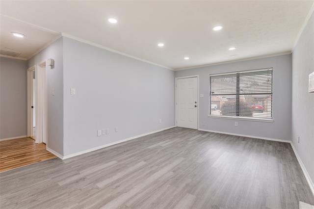 Building Photo - 505 Storrs St