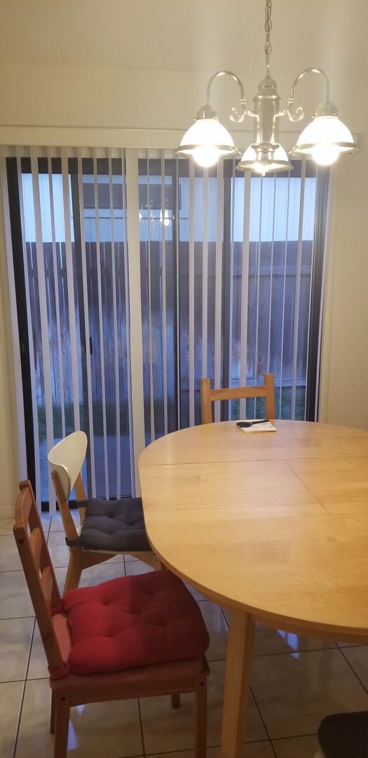 Foto del edificio - 3 Bedroom 2 Bathroom West Davis Home