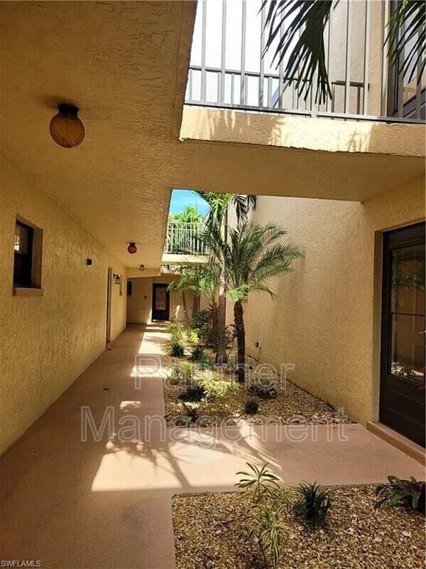 Foto del edificio - 12471 McGregor Blvd