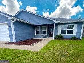 Building Photo - 435 Creekside Dr