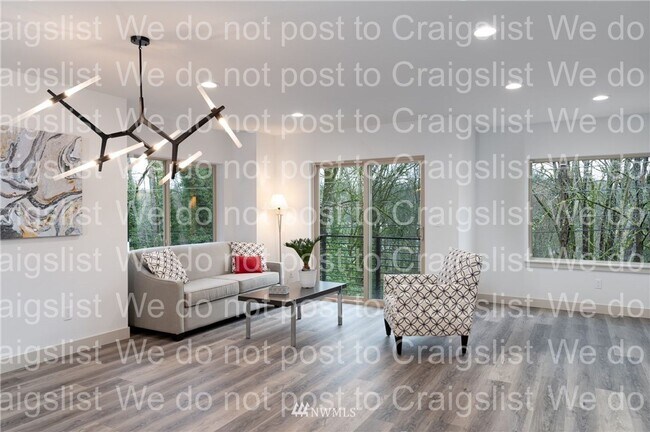 Foto del edificio - West Seattle - 3 Bedroom - 2.5 Bathroom w/...