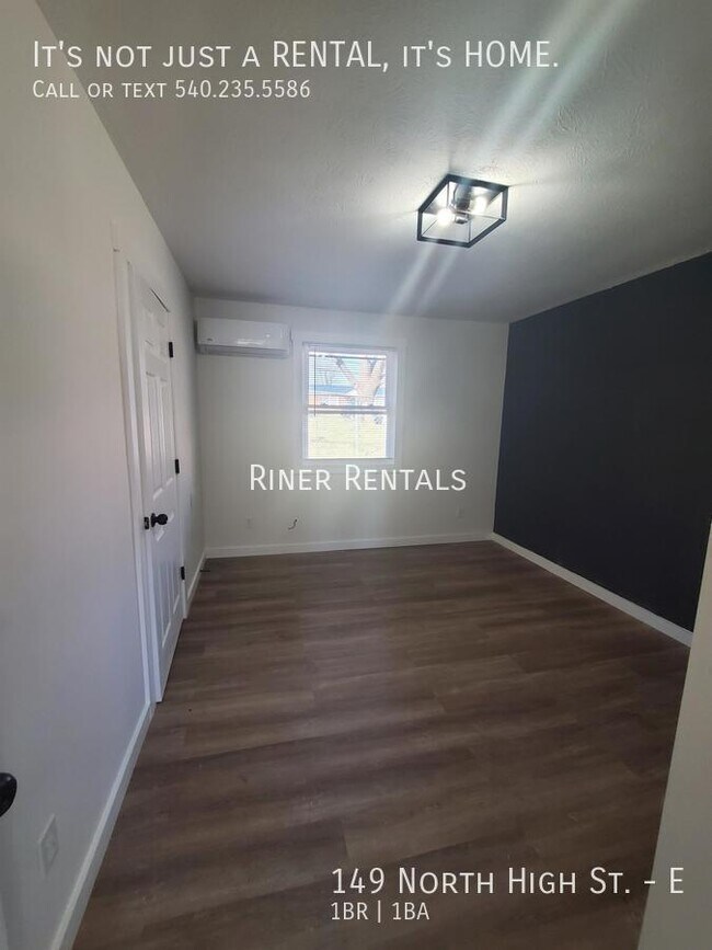 149 N High St Unit E, Harrisonburg, VA 22802 Room for Rent in