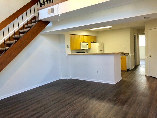 Foto del edificio - 1617 Carriage House Terrace