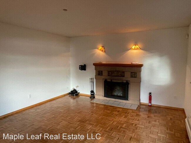 Building Photo - 2 br, 2 bath House - 2001 43rd Ave E, Unit A