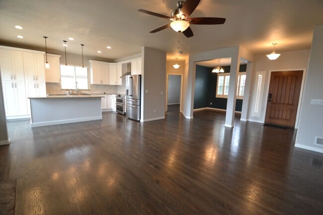 Foto del edificio - 2721 Crooked Vine Ct