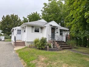 Building Photo - 11 Eden Glen Ave