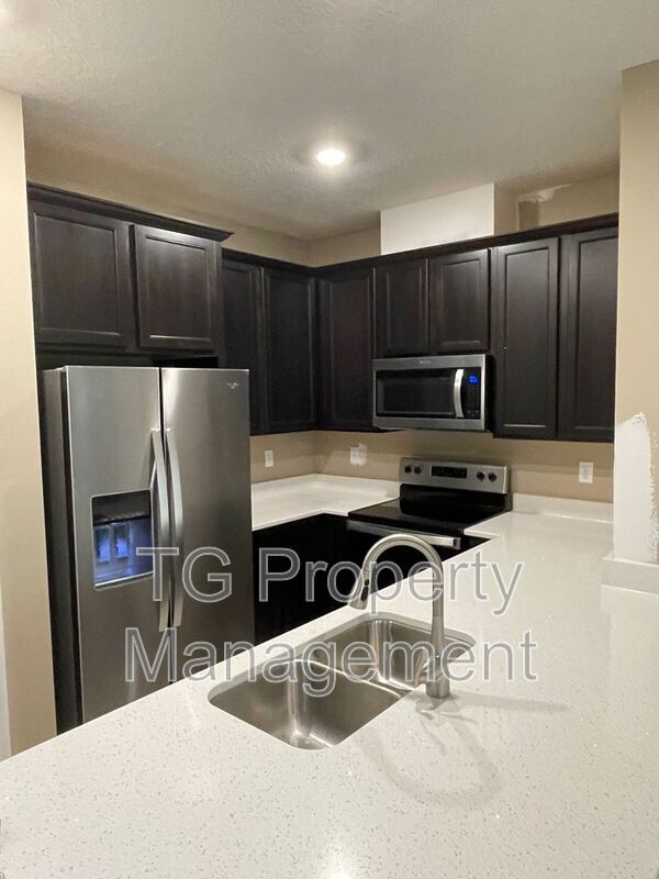 Building Photo - 99 Great Star Ct