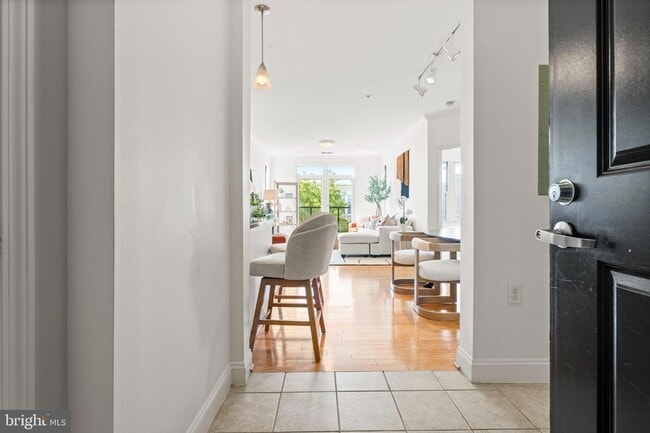 Building Photo - 1391 Pennsylvania Ave. SE