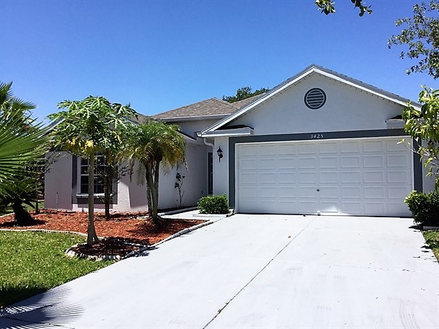 3425 Silver Meadow Way House for Rent in Plant City, FL