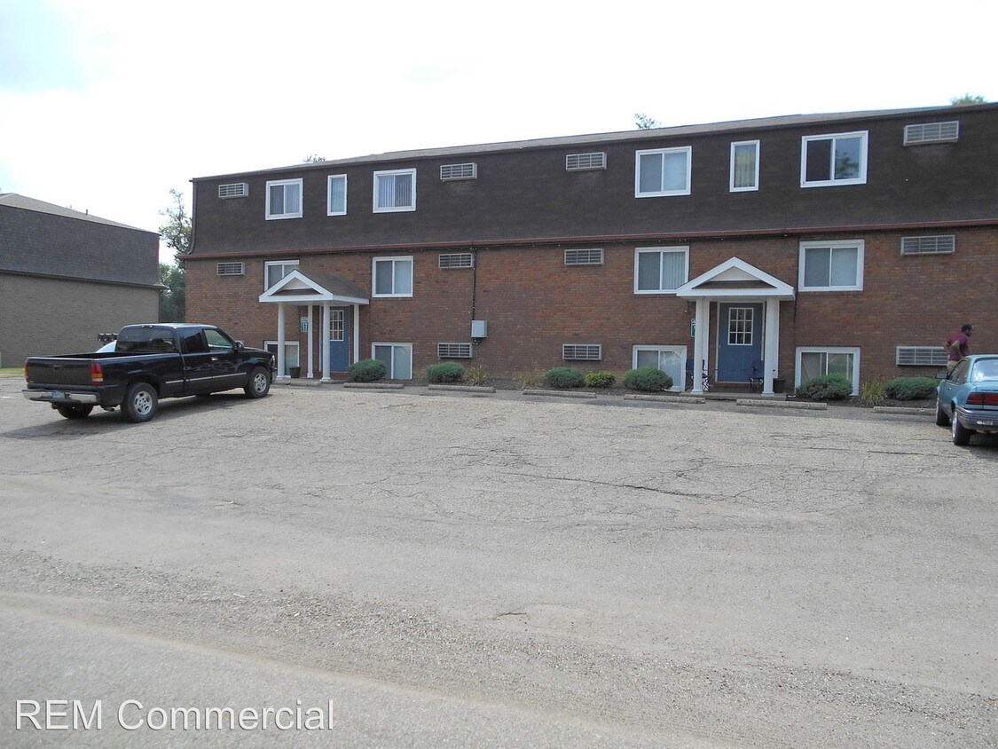 Primary Photo - 4119 Orchard Dale Dr NW