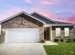 Building Photo - 1637 Escondido Dr