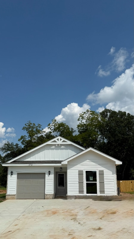 Building Photo - 13792 Shea Cir